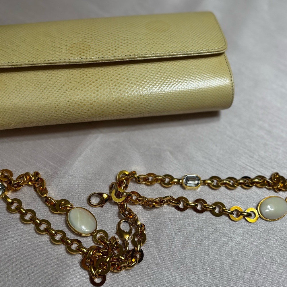 Ashneil Vintage Purse